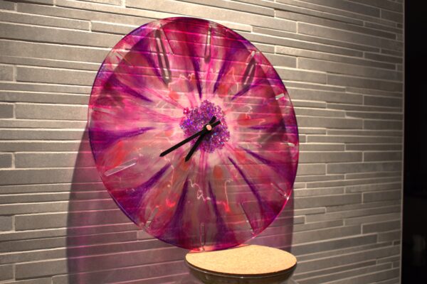 horloge epoxy violette